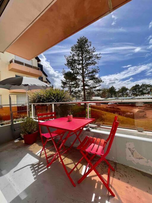 Appartement Sur Le Port. Grandcamp-Maisy Exterior photo